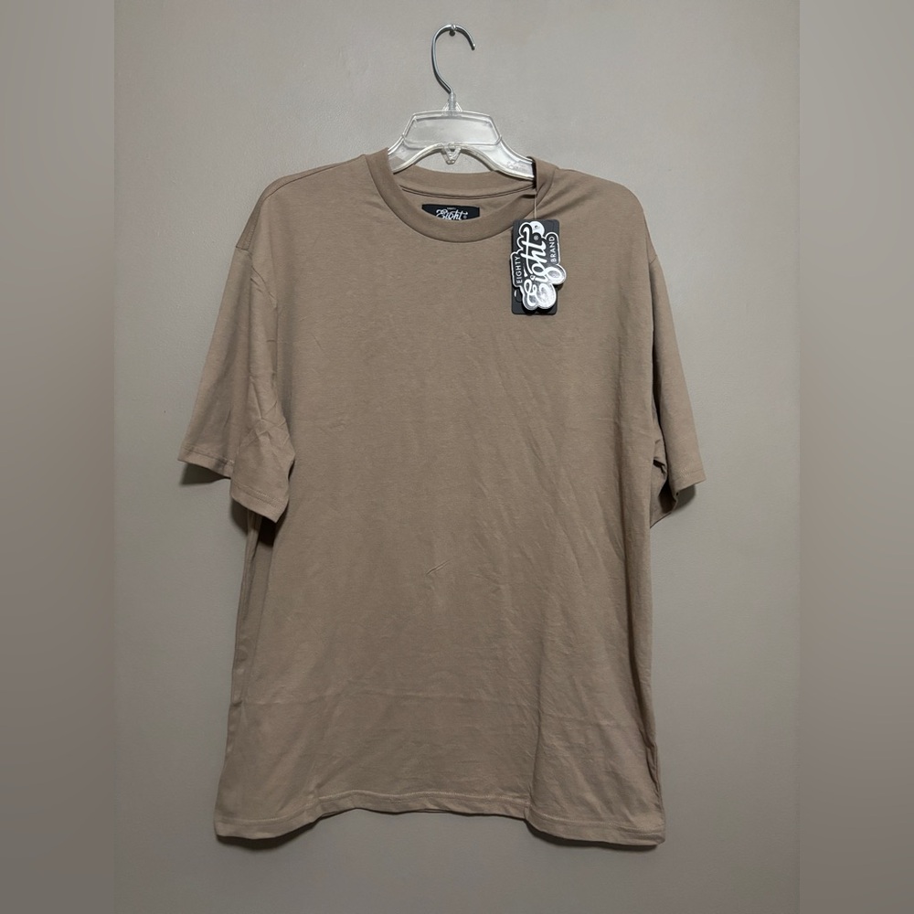Eighty Eight Brand Men’s T-Shirt Size M NWT